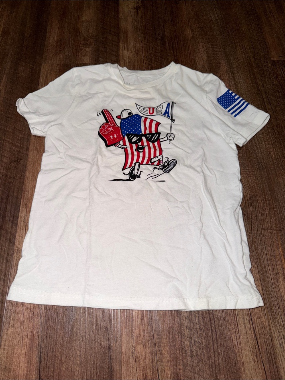 Boys Under Armour American Flag Heat Gear Tshirt size S